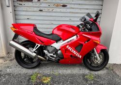 Honda VFR 800 (1998 - 01) usata