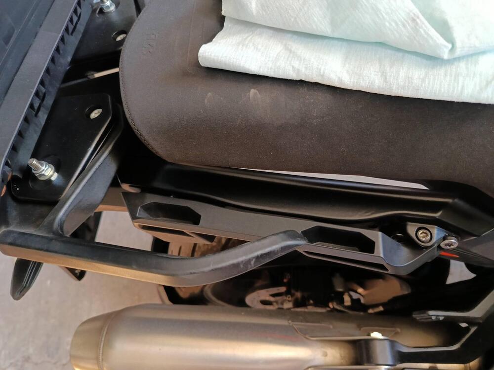 KTM 1290 Super Adventure S (2021) (3)