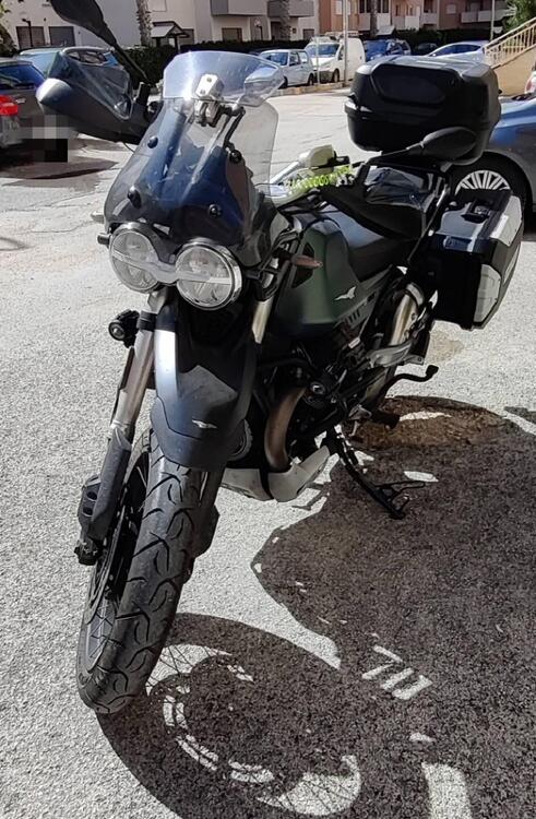 Moto Guzzi V85 TT (2021 - 23) (3)