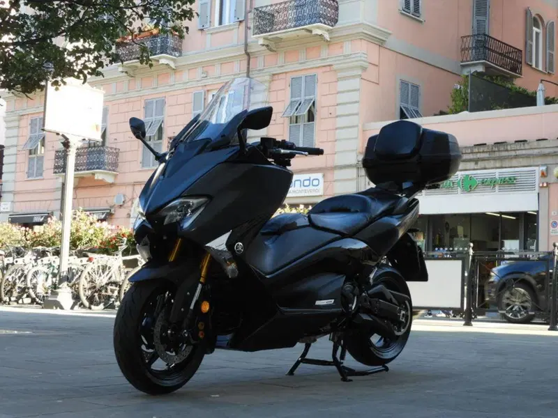 Yamaha T-Max 530 DX (2017 - 19) (3)