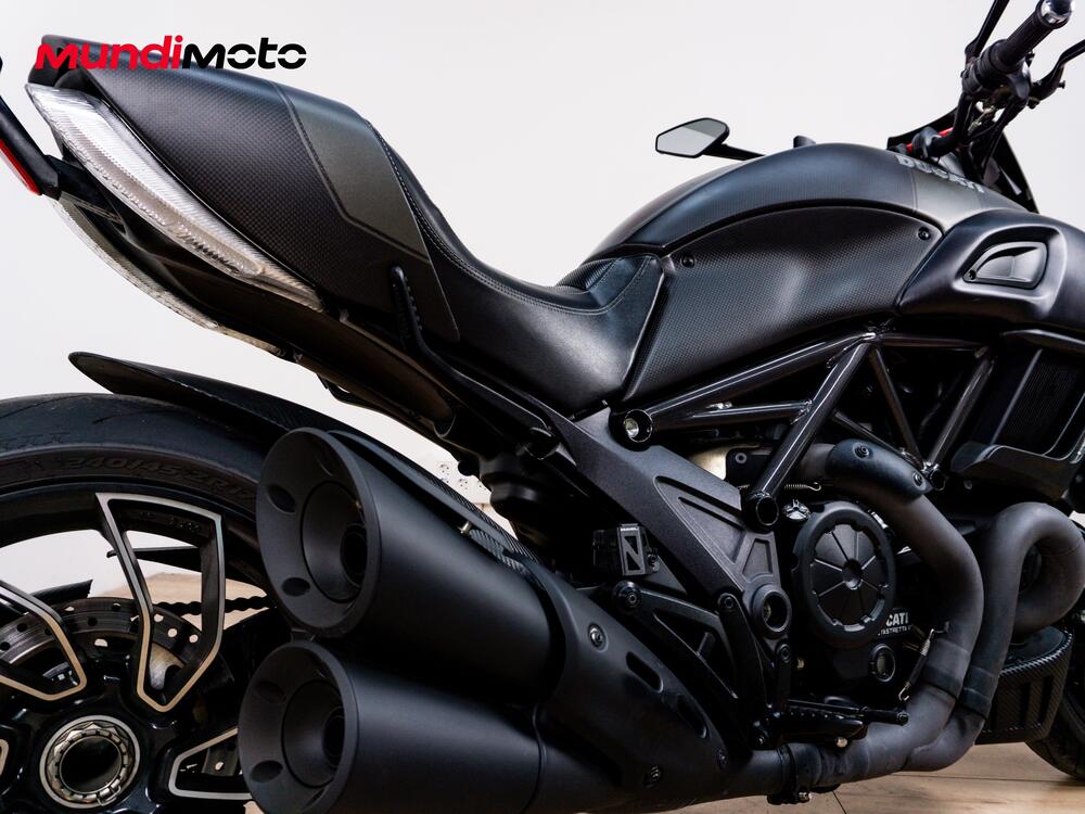 Ducati Diavel 1200 Carbon (2014 - 16) (4)