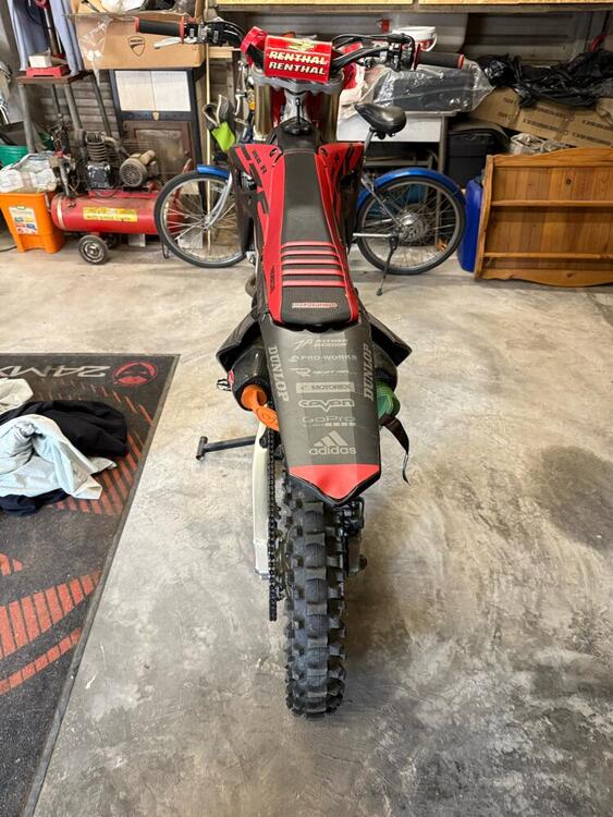 Honda CRF 250 R (2020) (2)