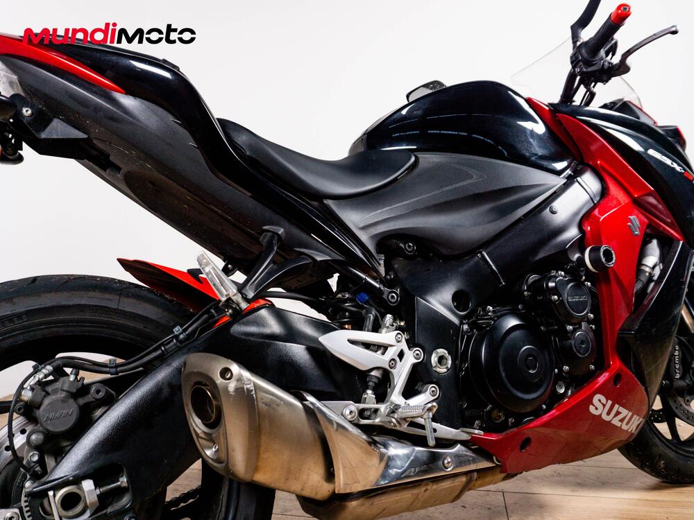 Suzuki GSX S 1000 F ABS (2014 -17) (4)