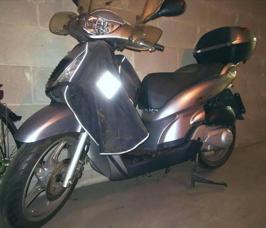 Honda SH 125 i (2005 - 08) (2)