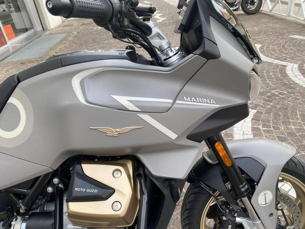 Moto Guzzi V100 Mandello (2025) (5)