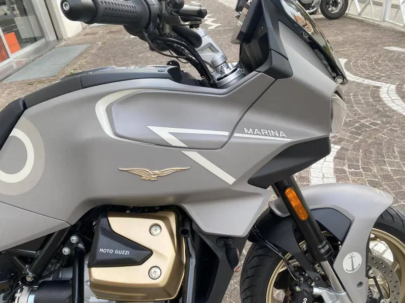 Moto Guzzi V100 Mandello (2025 - 26) (5)