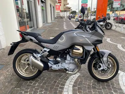 Moto Guzzi V100 Mandello (2025 - 26) usata