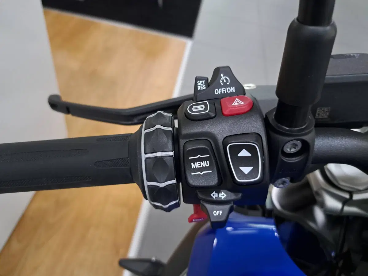 Bmw R 1300 R (2026) (8)