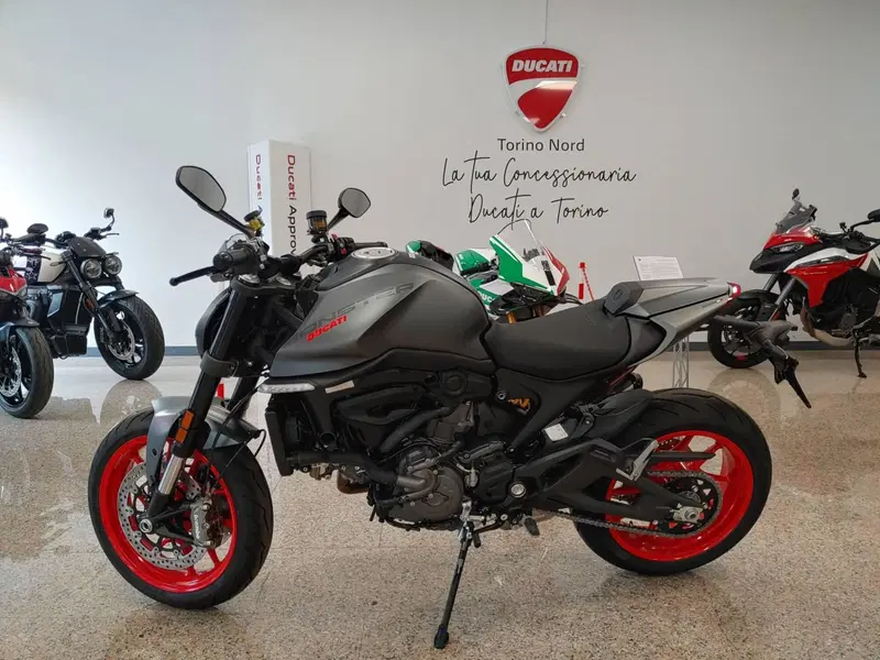 Ducati Monster 937 + (2021 - 25) (3)