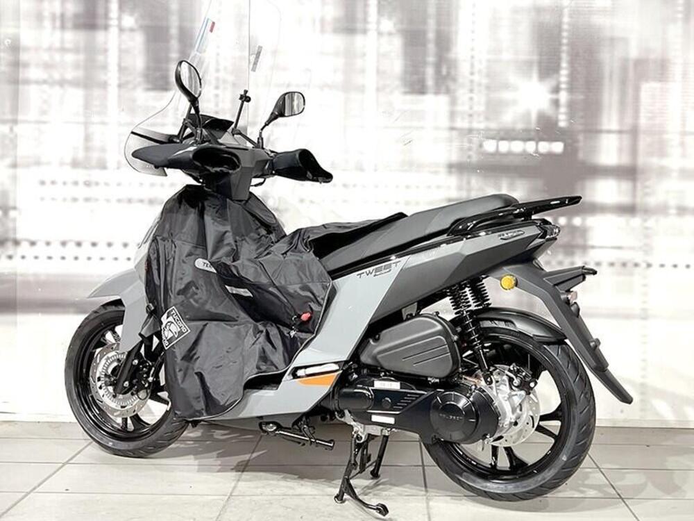 Peugeot Tweet 125 FL GT ABS (2024) (2)