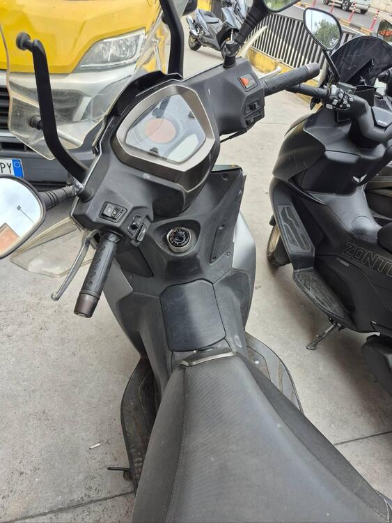 Kymco Agility 300i Noodoe (2021 - 24) (5)