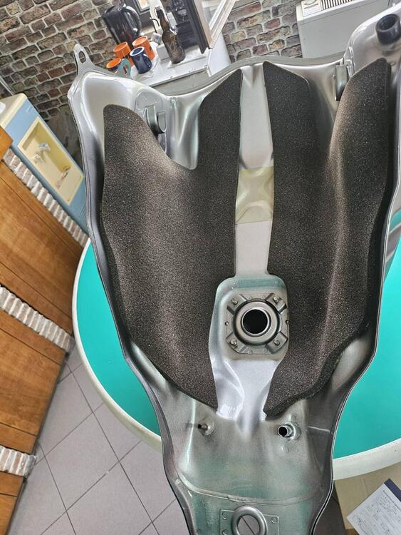 17520MCB960ZB Serbatoio TRANSALP 650 Honda (4)