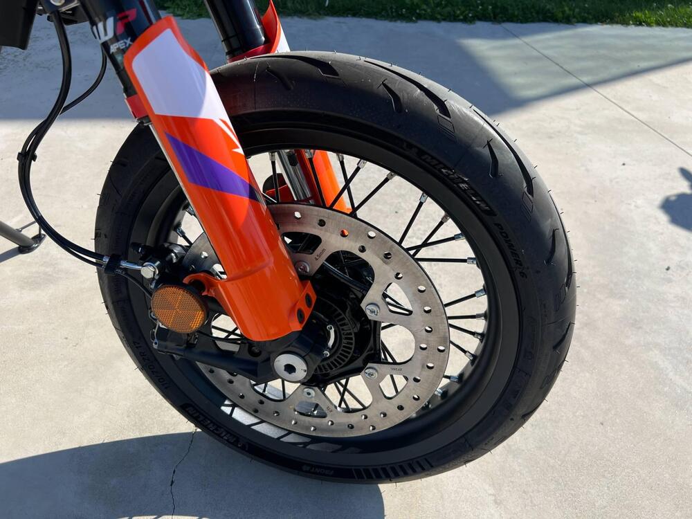 KTM 390 SMC R (2025 - 26) (3)