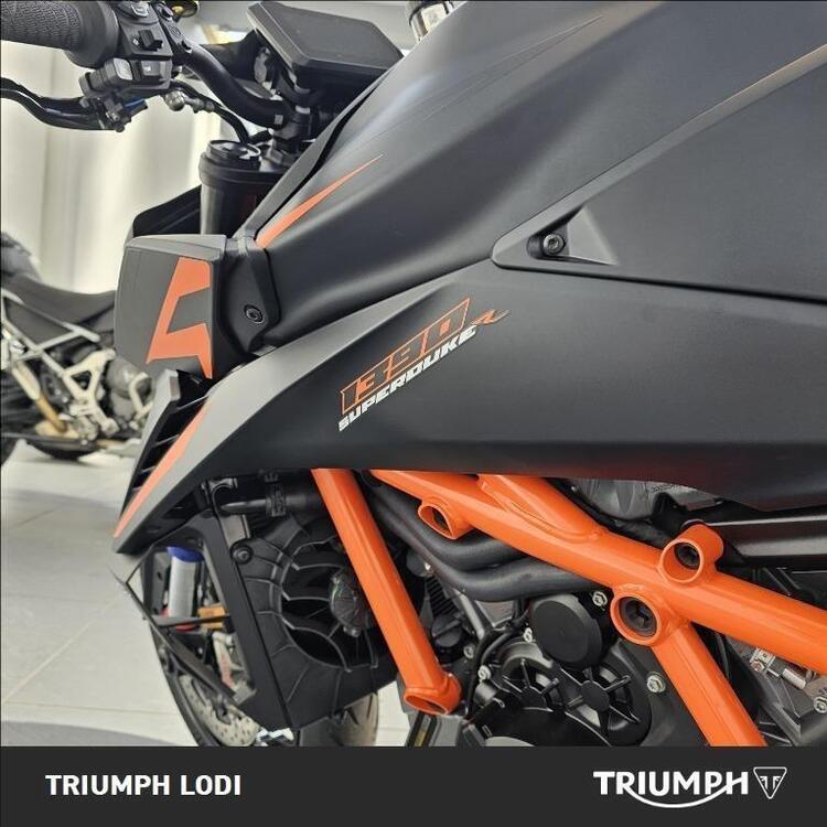 KTM 1390 Super Duke R EVO (2024 - 26) (5)