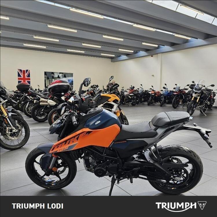 KTM 125 Duke ABS (2013 - 16) (2)