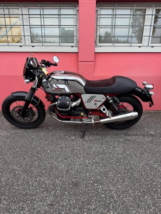 Moto Guzzi V7 Racer (2012 - 14) (5)