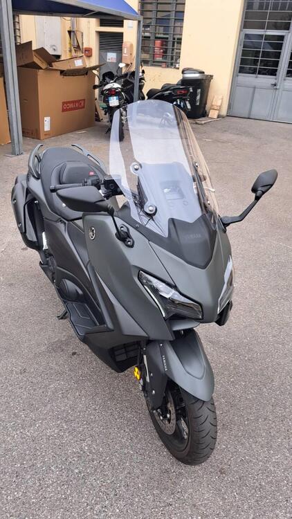 Yamaha T-Max 560 (2025) (3)
