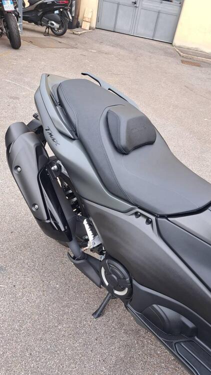Yamaha T-Max 560 (2025) (4)