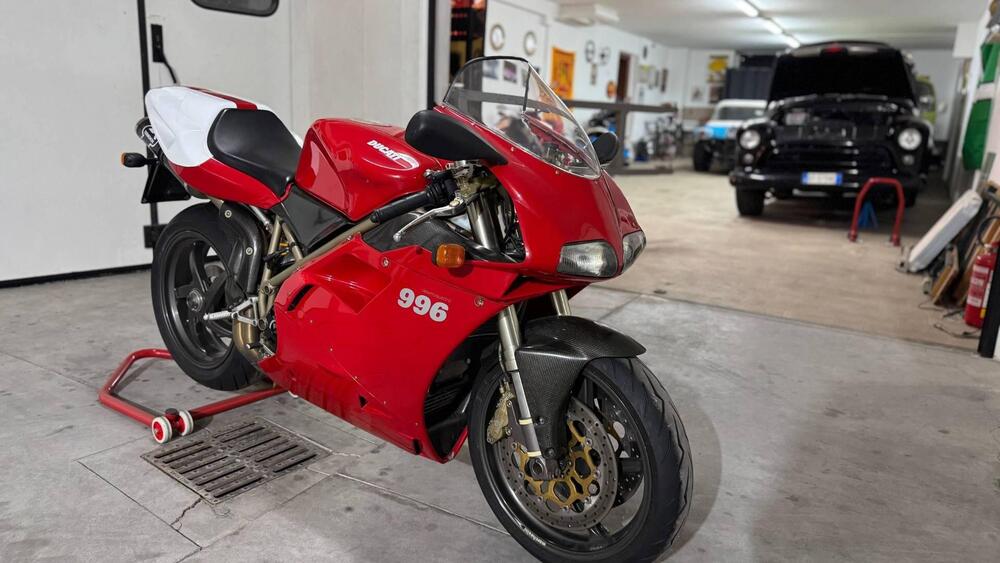 Ducati 996 SPS (3)