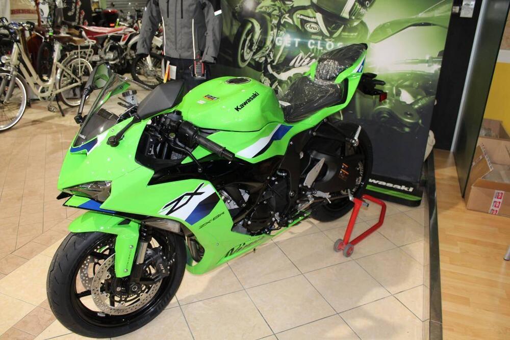 Kawasaki Ninja 636 ZX-6R (2024 - 26) (4)