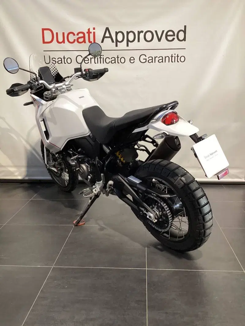 Ducati DesertX (2022 - 25) (4)