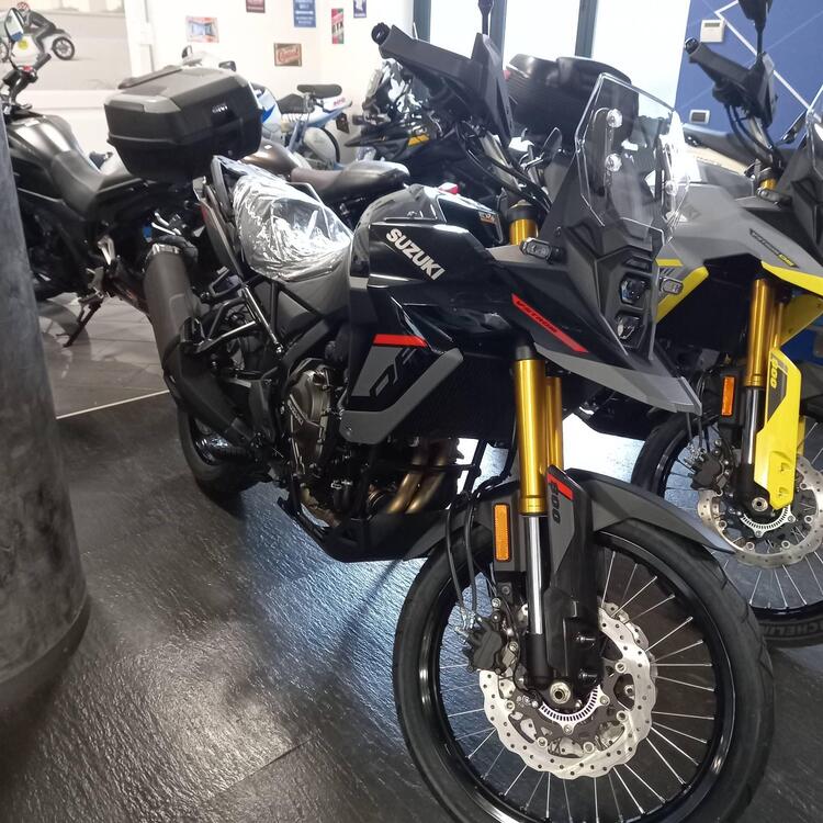 Suzuki V-Strom 800DE (2025)