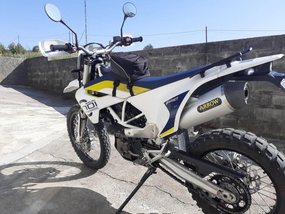 Husqvarna 701 Enduro (2017 - 19) (3)