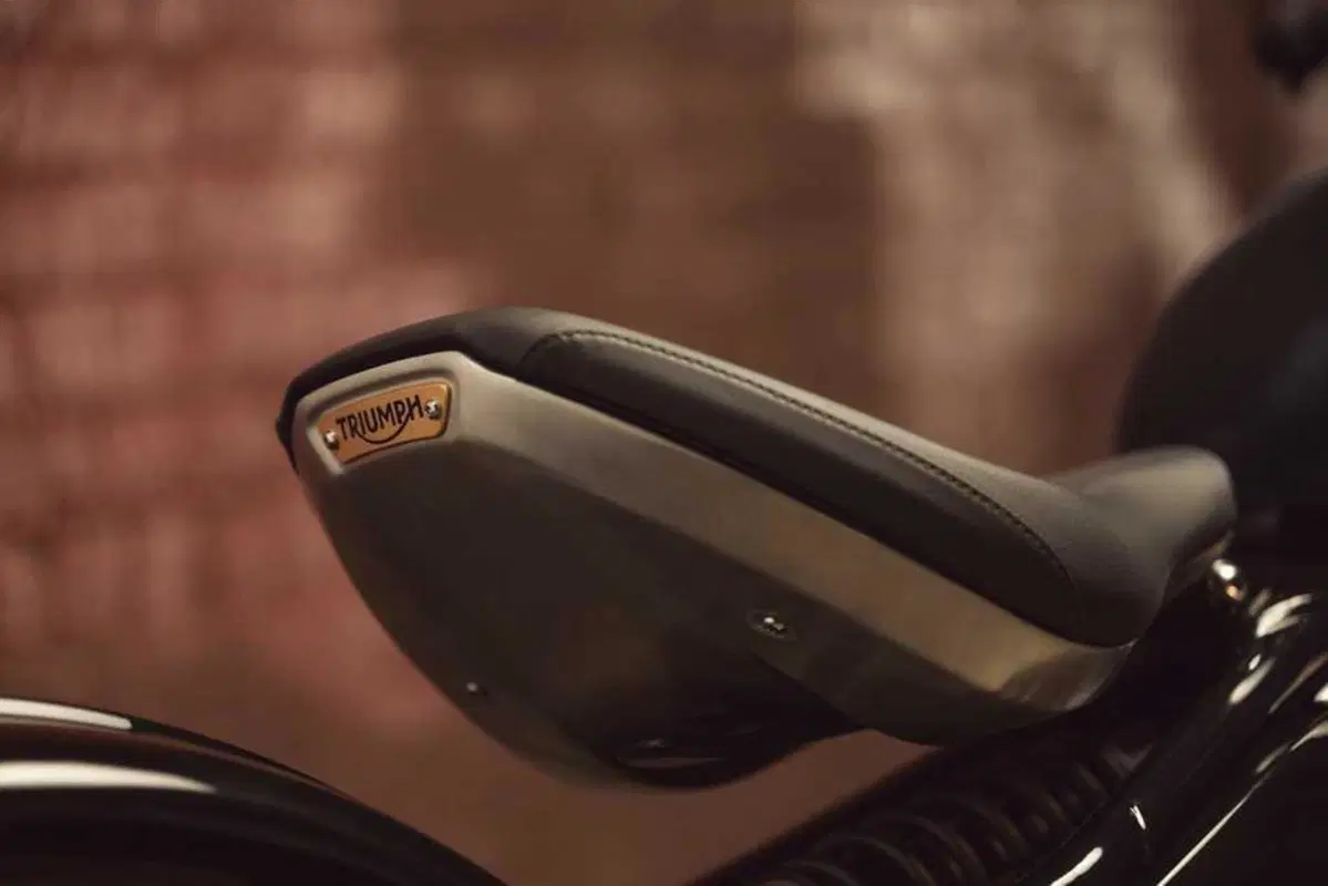 Triumph Bonneville 2026: evoluzione tecnica per le Modern Classic inglesi (13)
