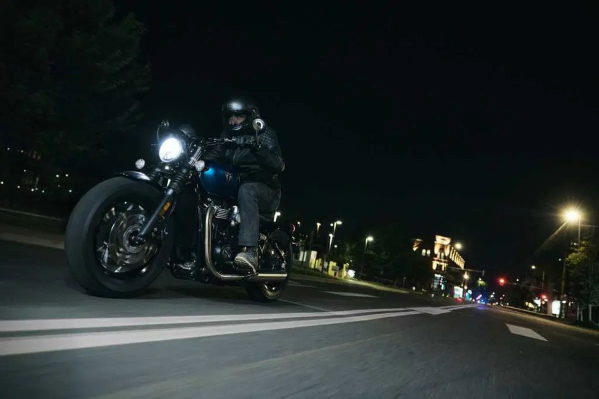 Triumph Bonneville 2026: evoluzione tecnica per le Modern Classic inglesi (17)