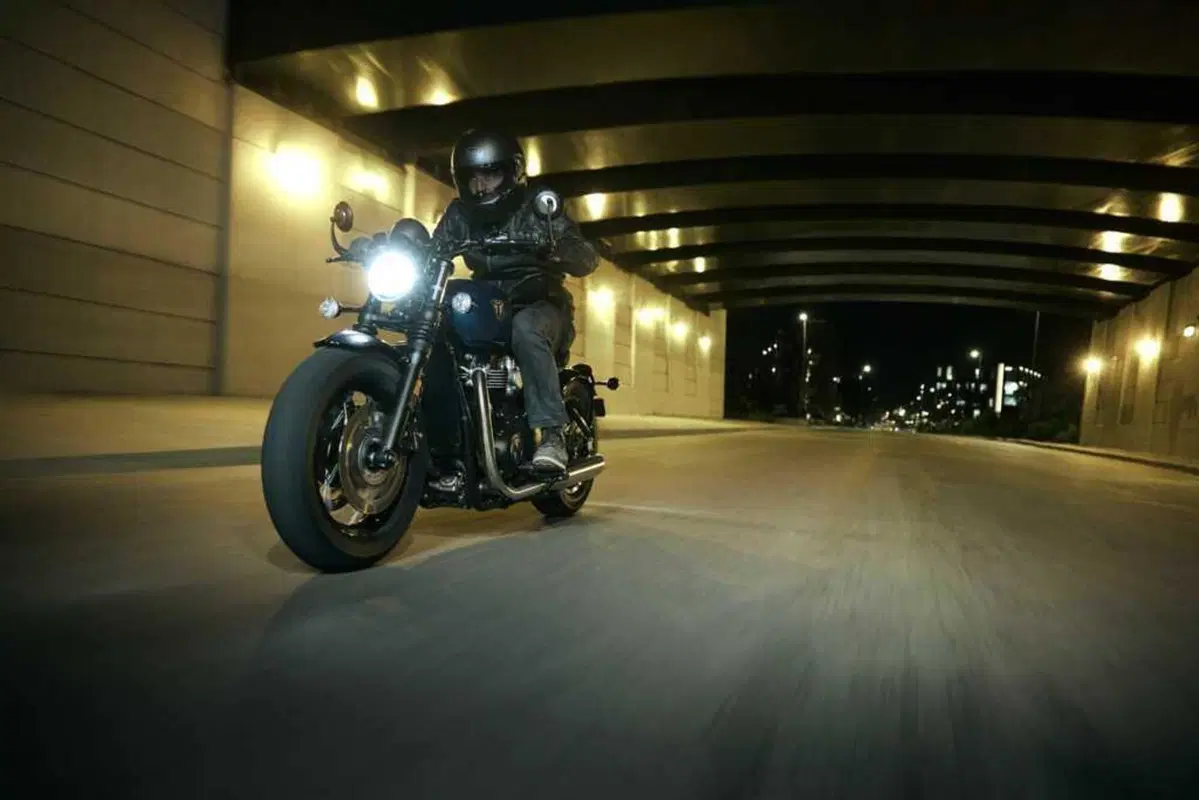 Triumph Bonneville 2026: evoluzione tecnica per le Modern Classic inglesi (18)