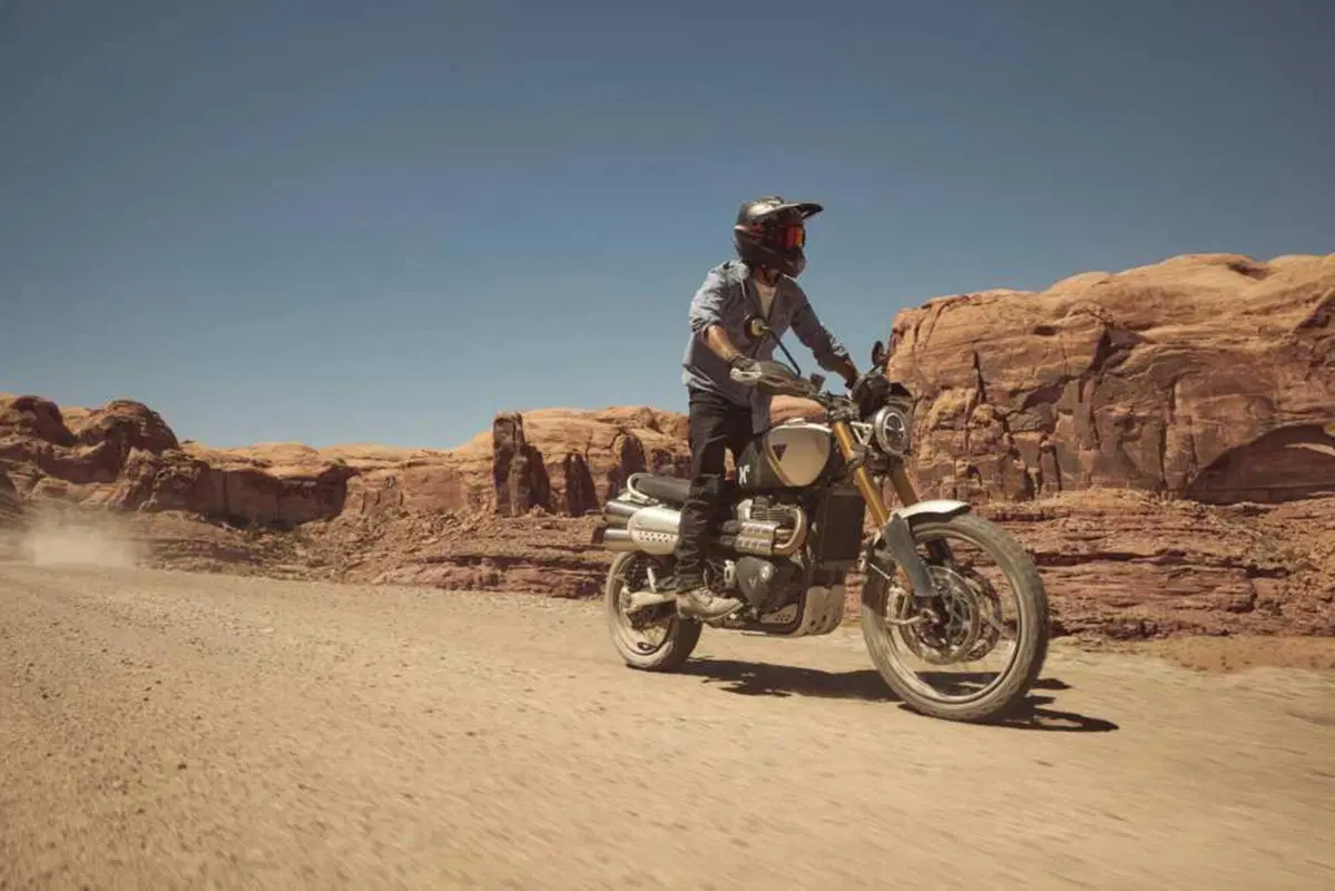 Triumph Bonneville 2026: evoluzione tecnica per le Modern Classic inglesi (2)