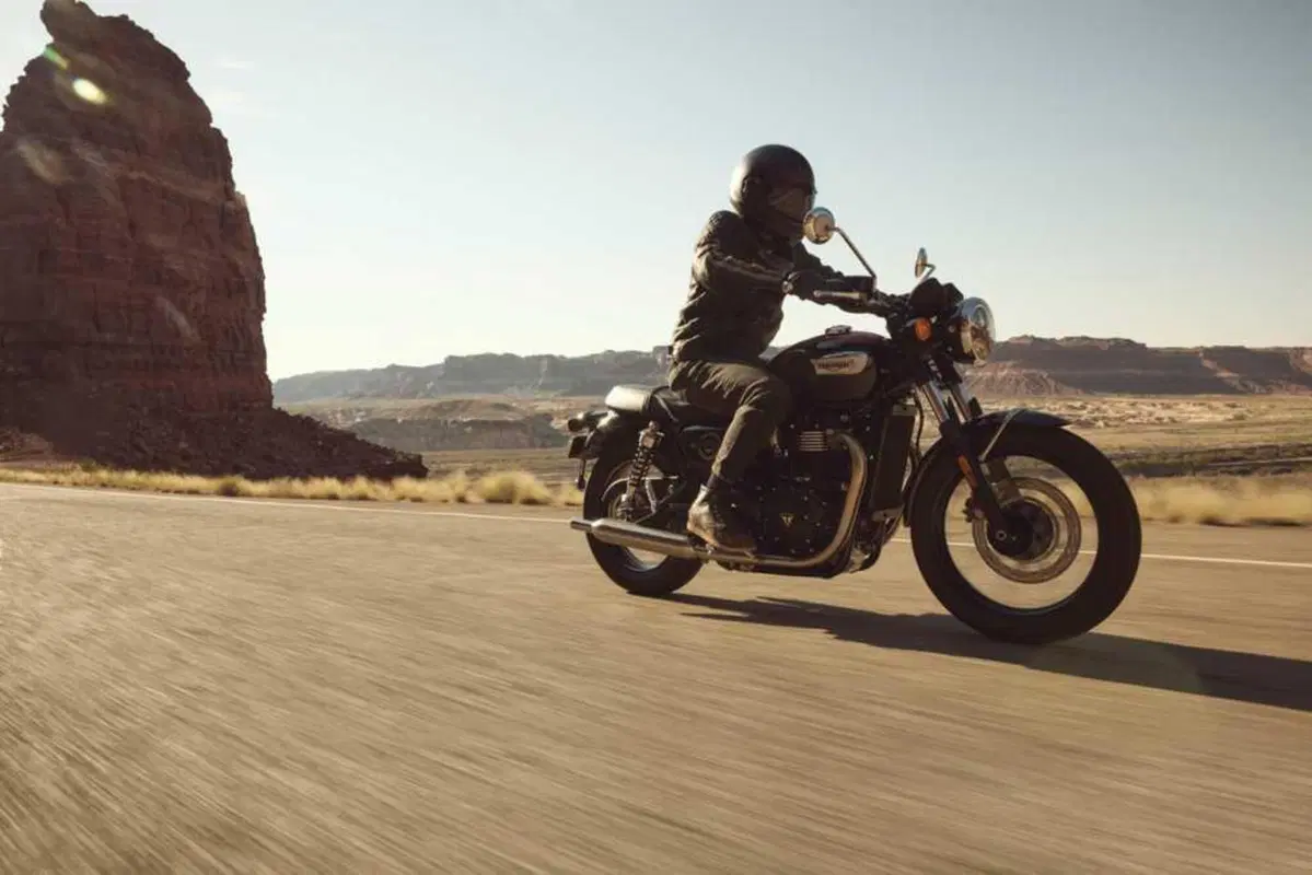 Triumph Bonneville 2026: evoluzione tecnica per le Modern Classic inglesi (12)
