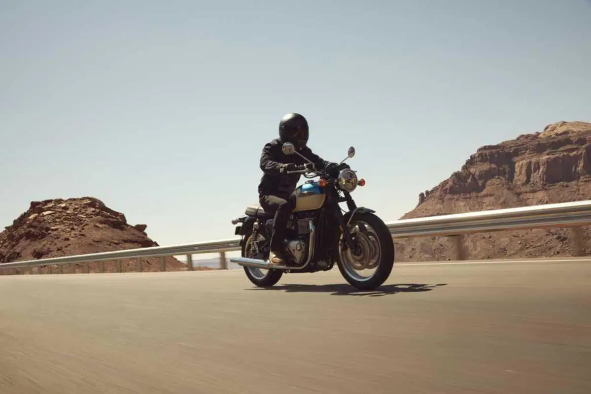 Triumph Bonneville 2026: evoluzione tecnica per le Modern Classic inglesi (30)