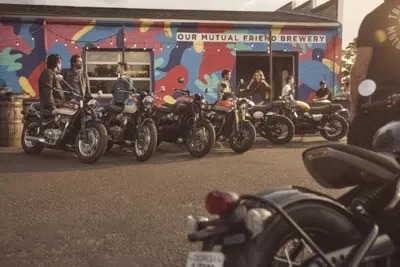 Triumph Bonneville 2026: evoluzione tecnica per le Modern Classic inglesi [VIDEO]