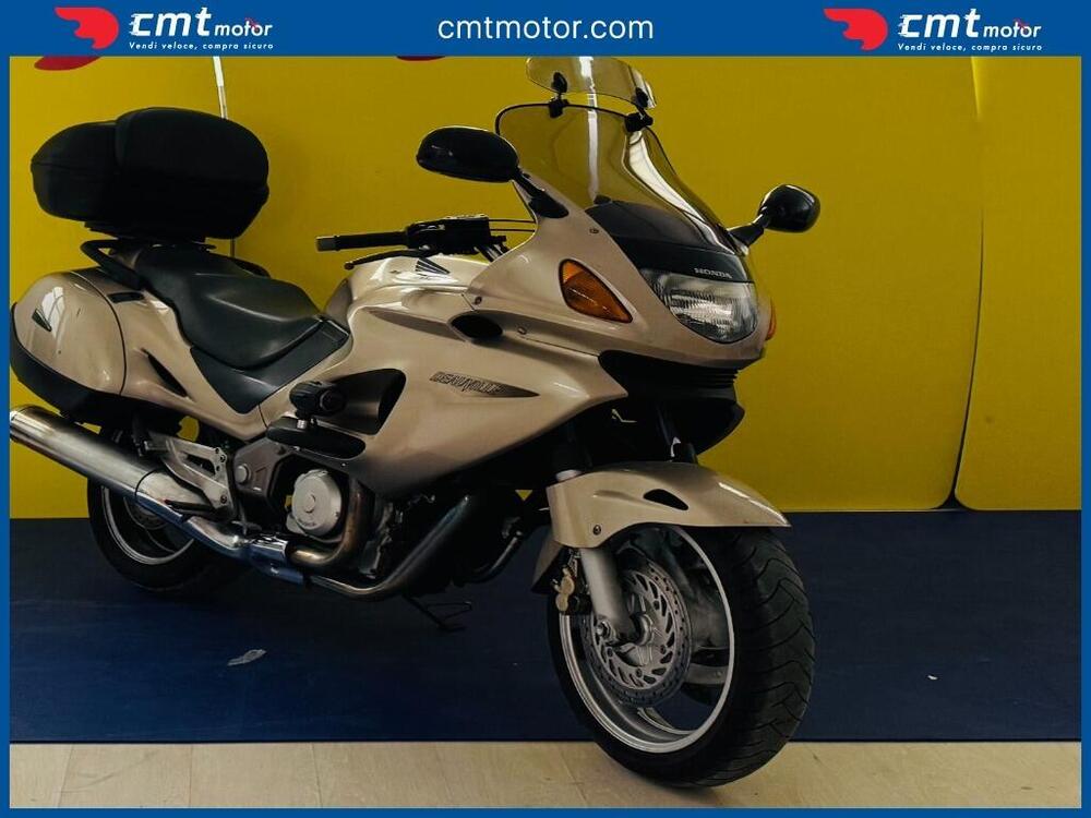 Honda Deauville 650 (1998 - 01) (2)