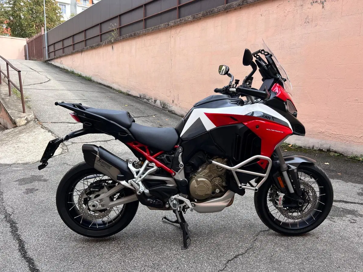 Ducati Multistrada V4 S (2021 - 24) (8)