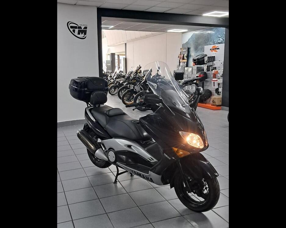 Yamaha T-Max 500 (2001 - 03) (3)