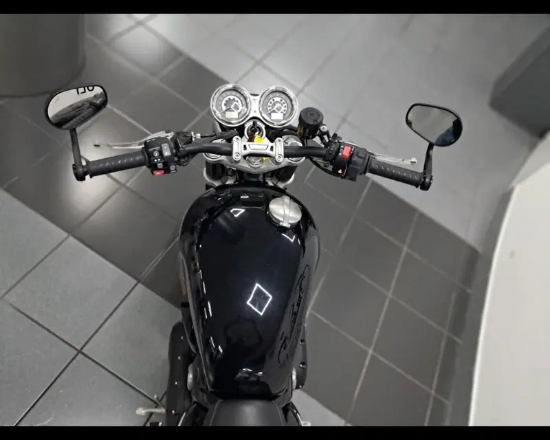 Triumph Speed Twin 1200 (2021 - 24) (5)