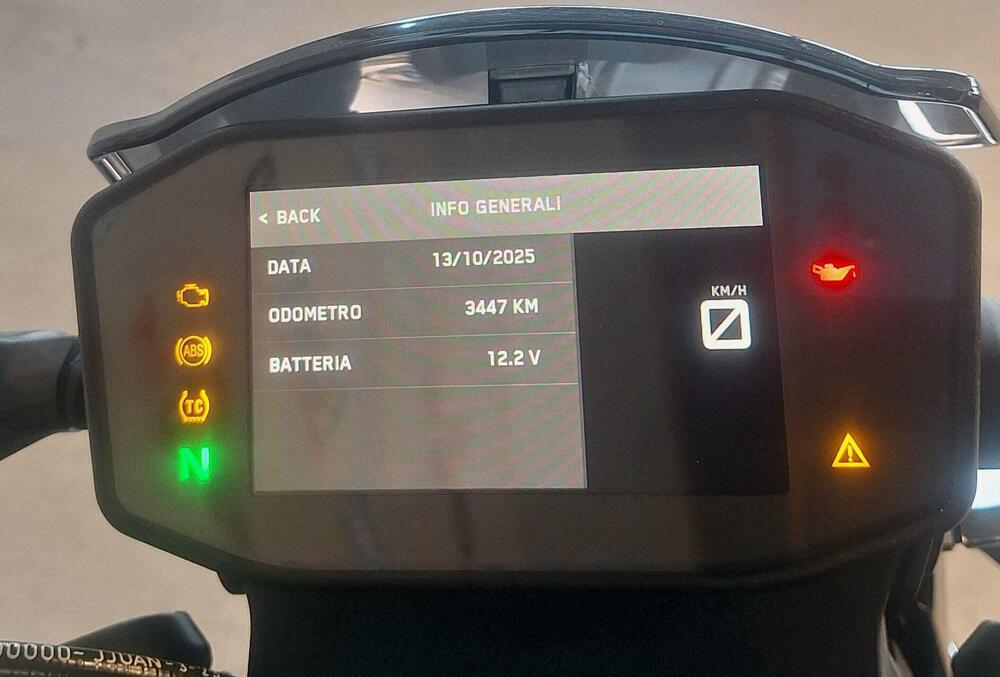 KTM 790 Duke L (2023 - 24) (4)