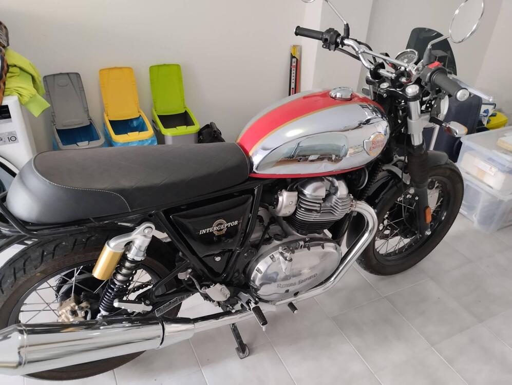 Royal Enfield Interceptor 650 Chrome (2020)