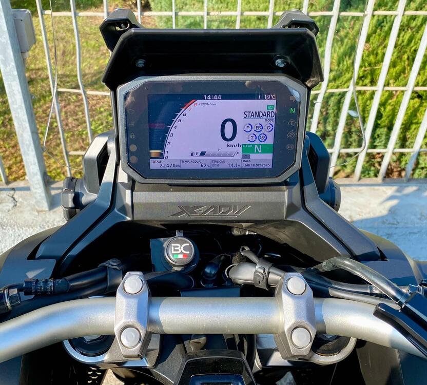 Honda X-ADV 750 DCT (2021 - 24) (3)