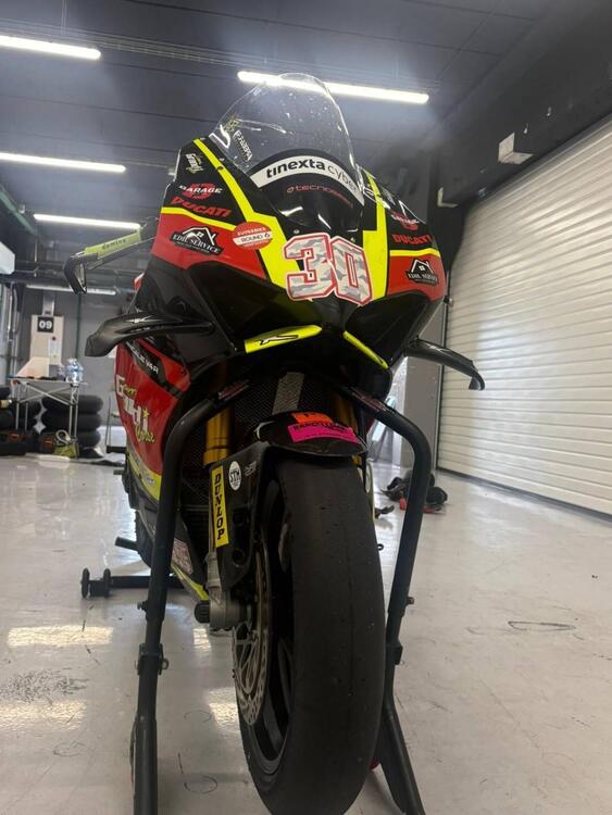 Ducati Panigale V4 R (2023 - 24) (4)