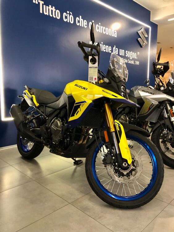 Suzuki V-Strom 800DE (2025)