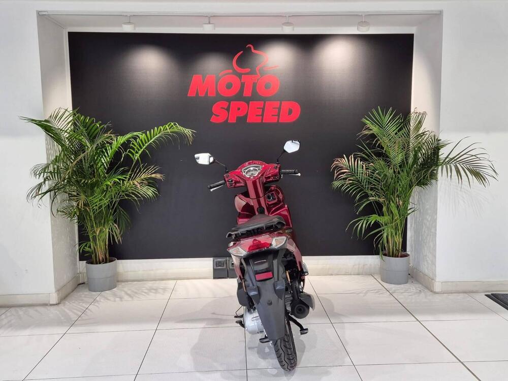 Honda Vision 110 (2025) (2)