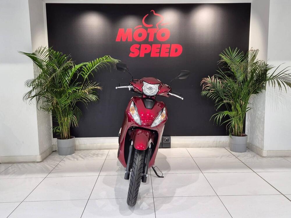 Honda Vision 110 (2025) (4)