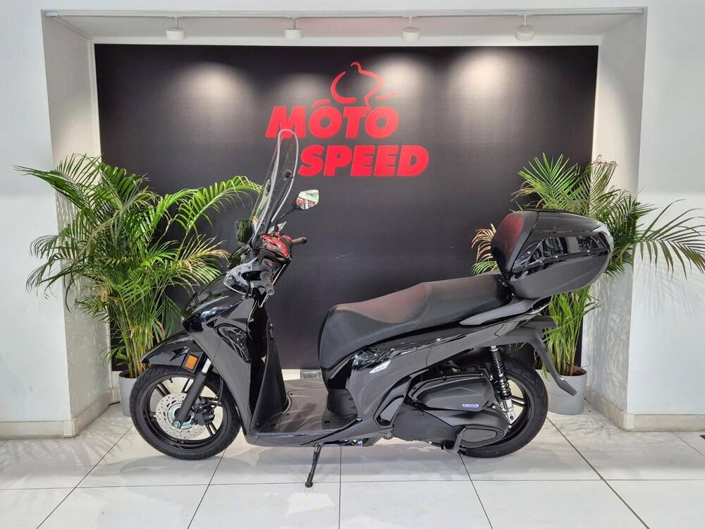 Honda SH 350i GT (2025) (5)