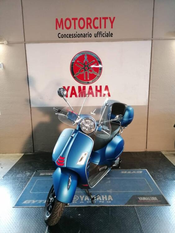 Vespa GTS 300 Super Sport Hpe (2021 - 22) (3)