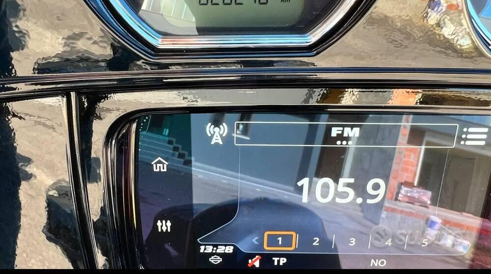 Harley-Davidson 114 Street Glide Special (2019 - 20) - FLHXS (5)