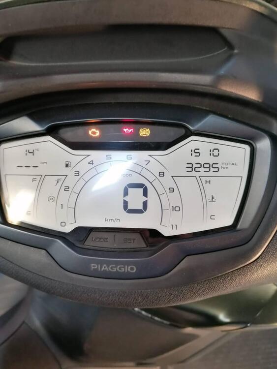 Piaggio Beverly 300 S ABS-ASR (2021 - 25) (5)