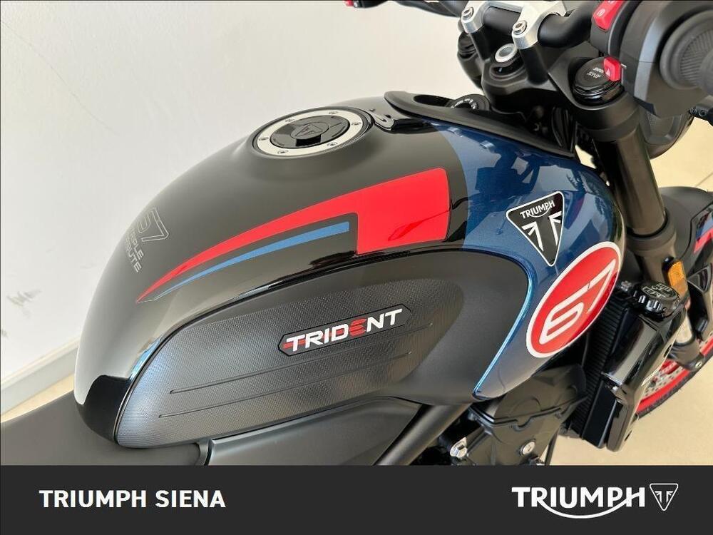 Triumph Trident 660 Triple Tribute Edition (2024) (4)